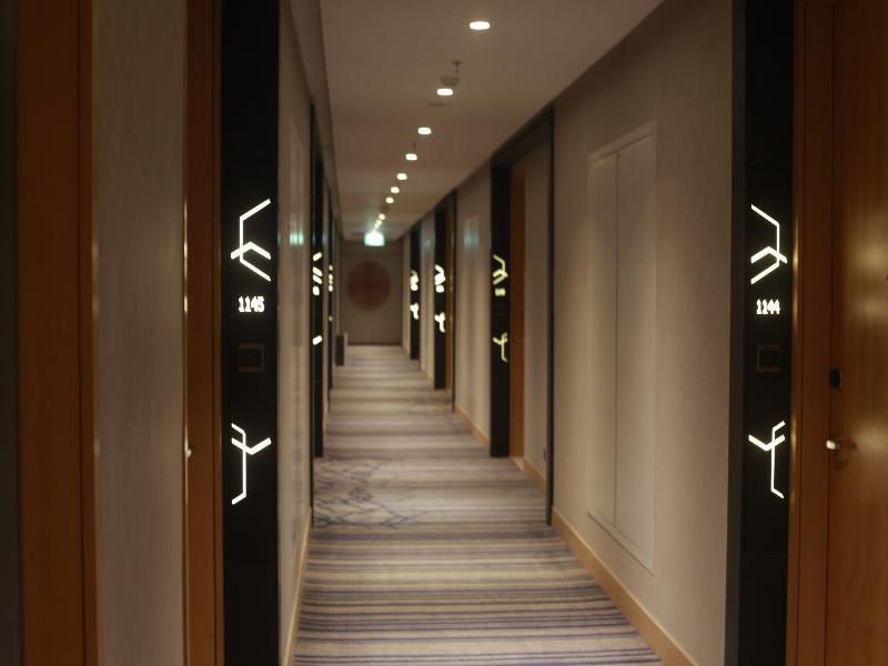 Four Points By Sheraton Surabaya, Tunjungan Plaza Eksteriør bilde